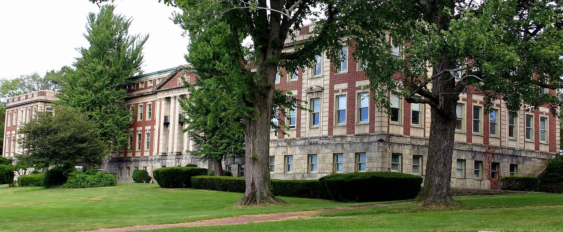 Nela Park Building 307. East Cleveland, OH.