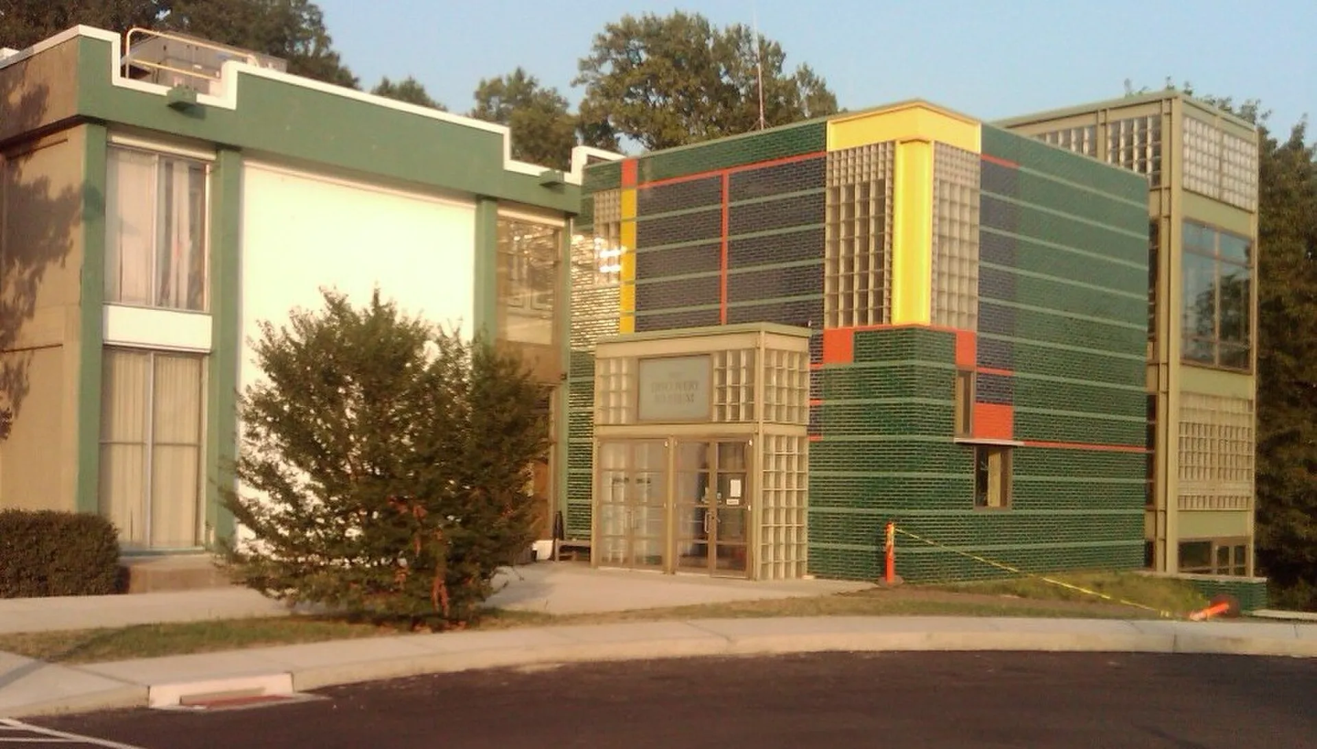 Discovery Science Center and Planetarium