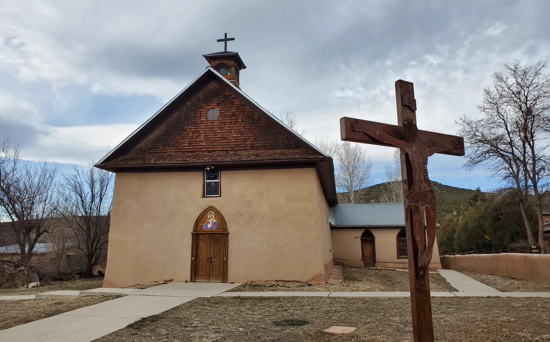 Nuestra Señora de Dolores church in Arroyo Hondo, New Mexico.