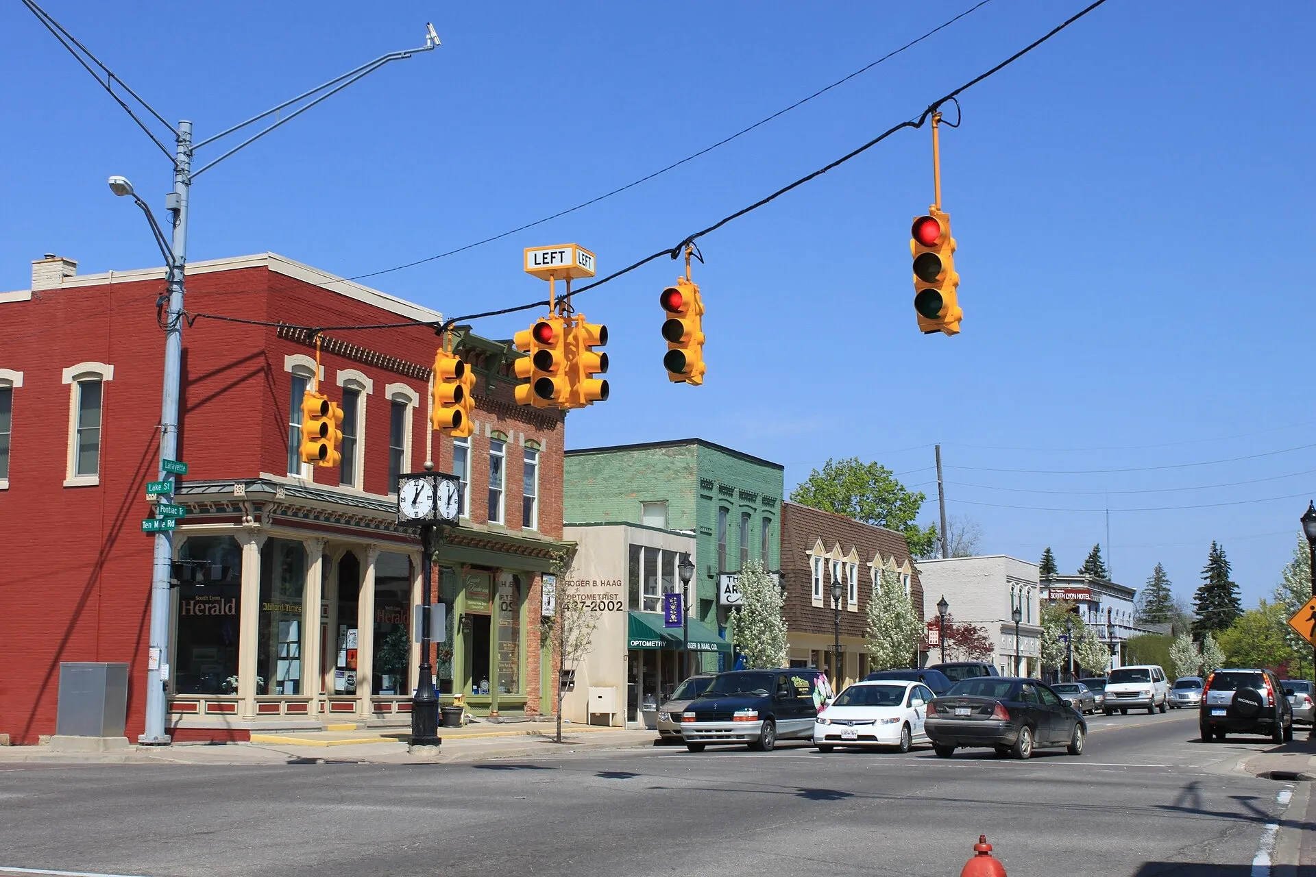Downtown South Lyon Pontiac Trail. South Lyon, MI.