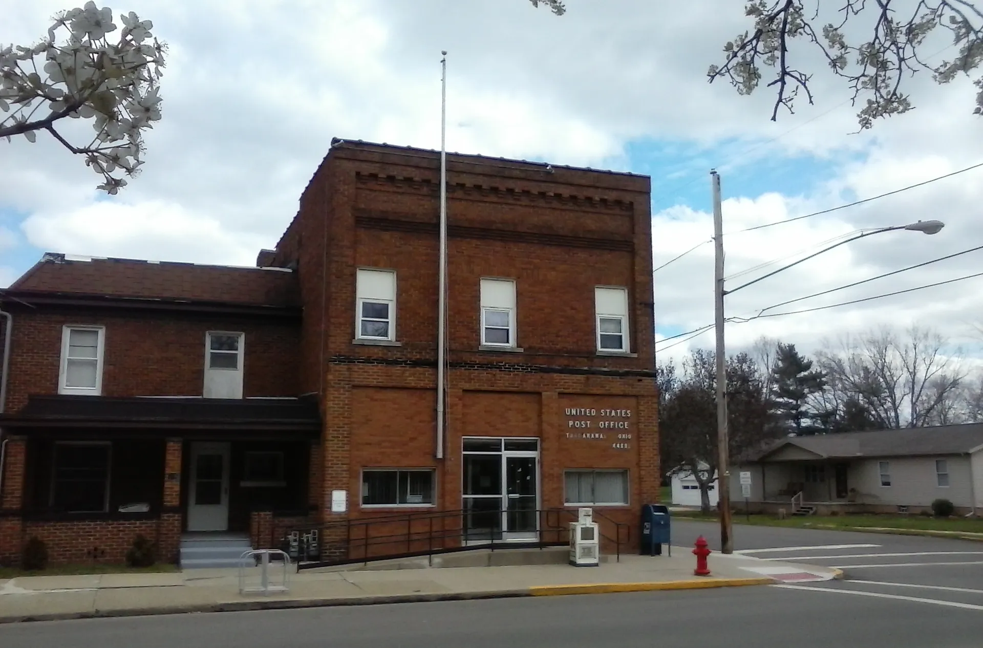 Tuscarawas Post Office building in Tuscarawas, Ohio.