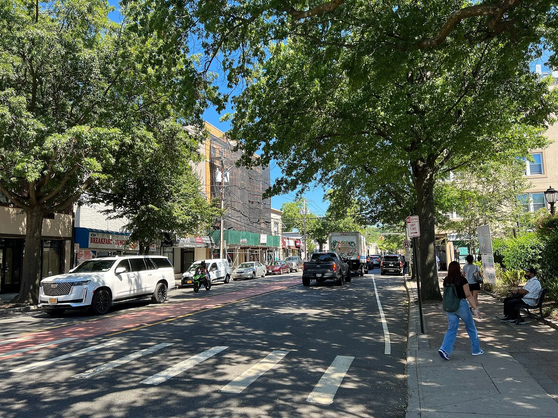Main Street, Port Washington, NY September 31, 2022 D. Port Washington, NY.