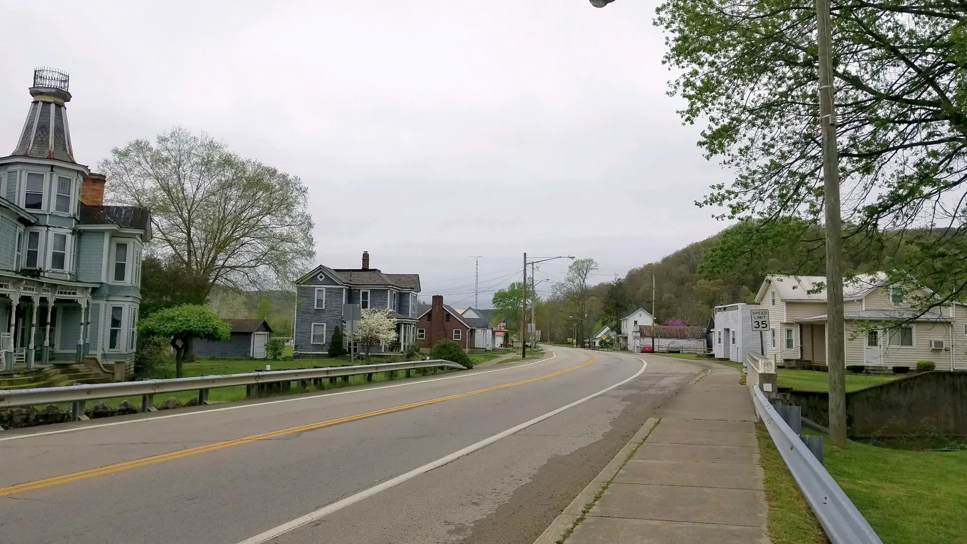 West Main Street with historic homes in Radnor, Ohio.