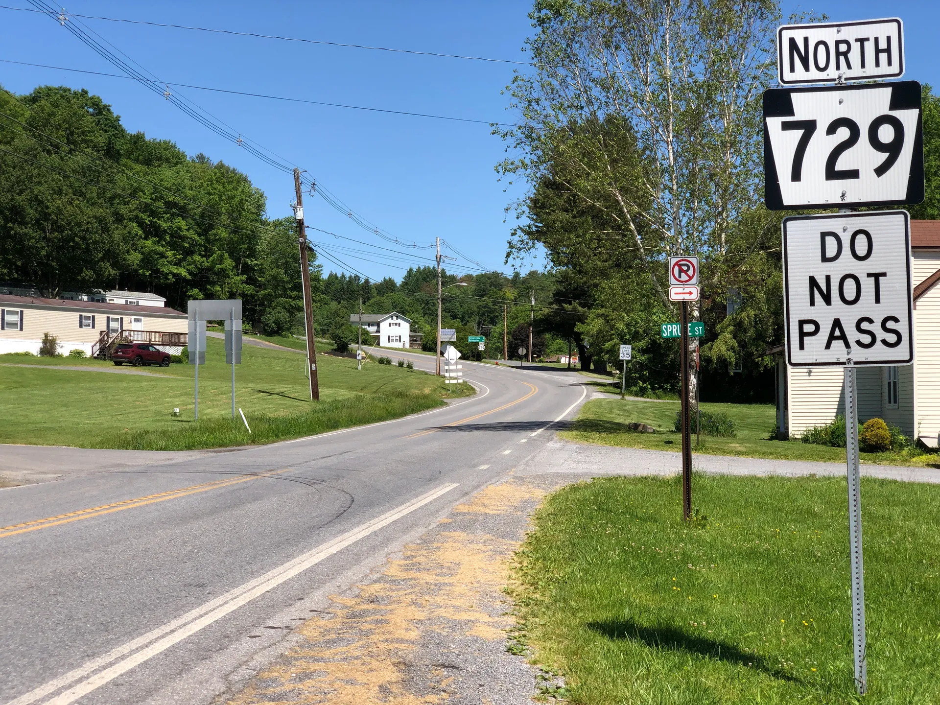 Tyrone Pike (Route 729) meets Glen Hope Boulevard in the small Clearfield County borough of Glen Hope.