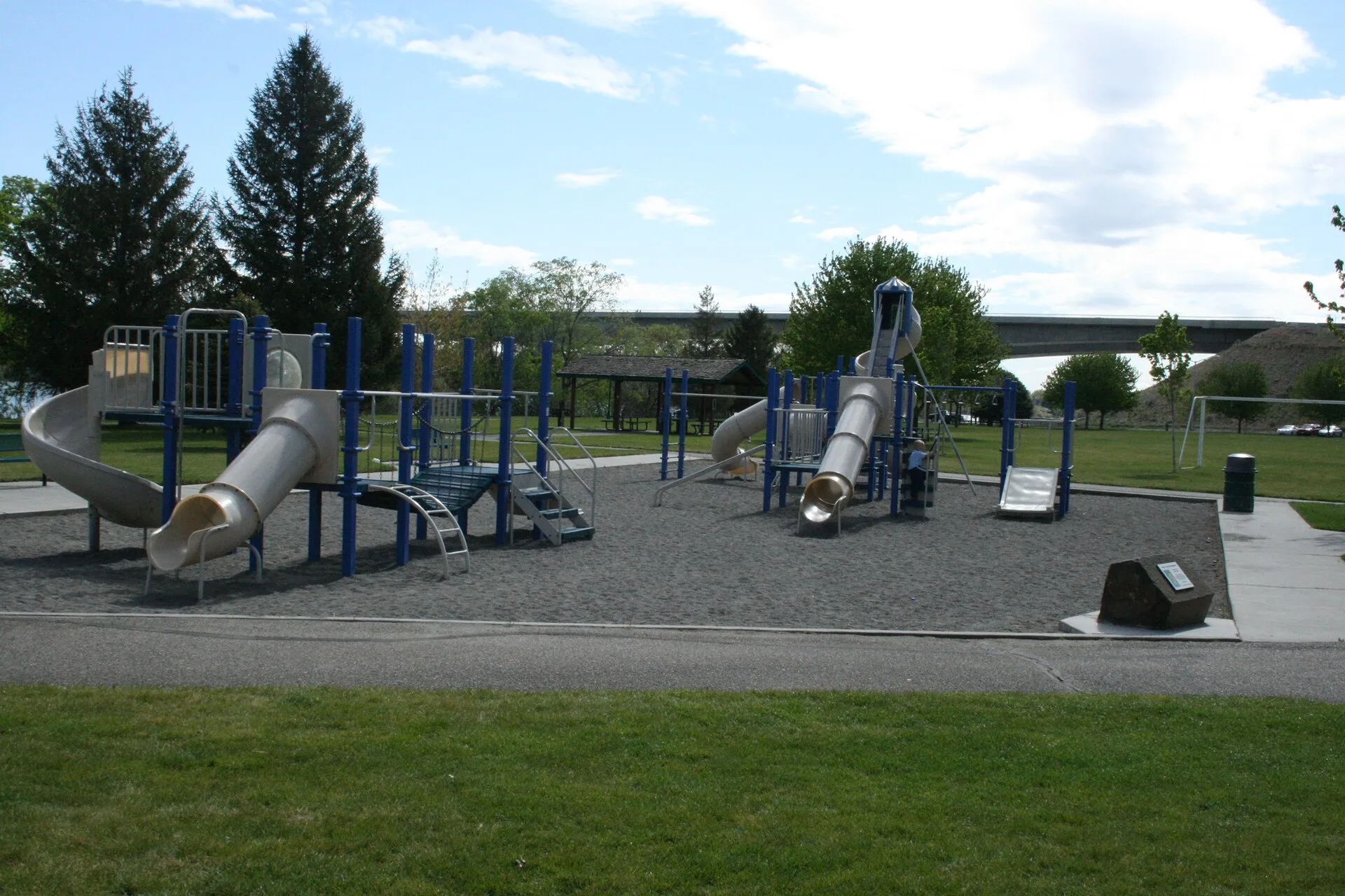 Columbia Point Marina Park