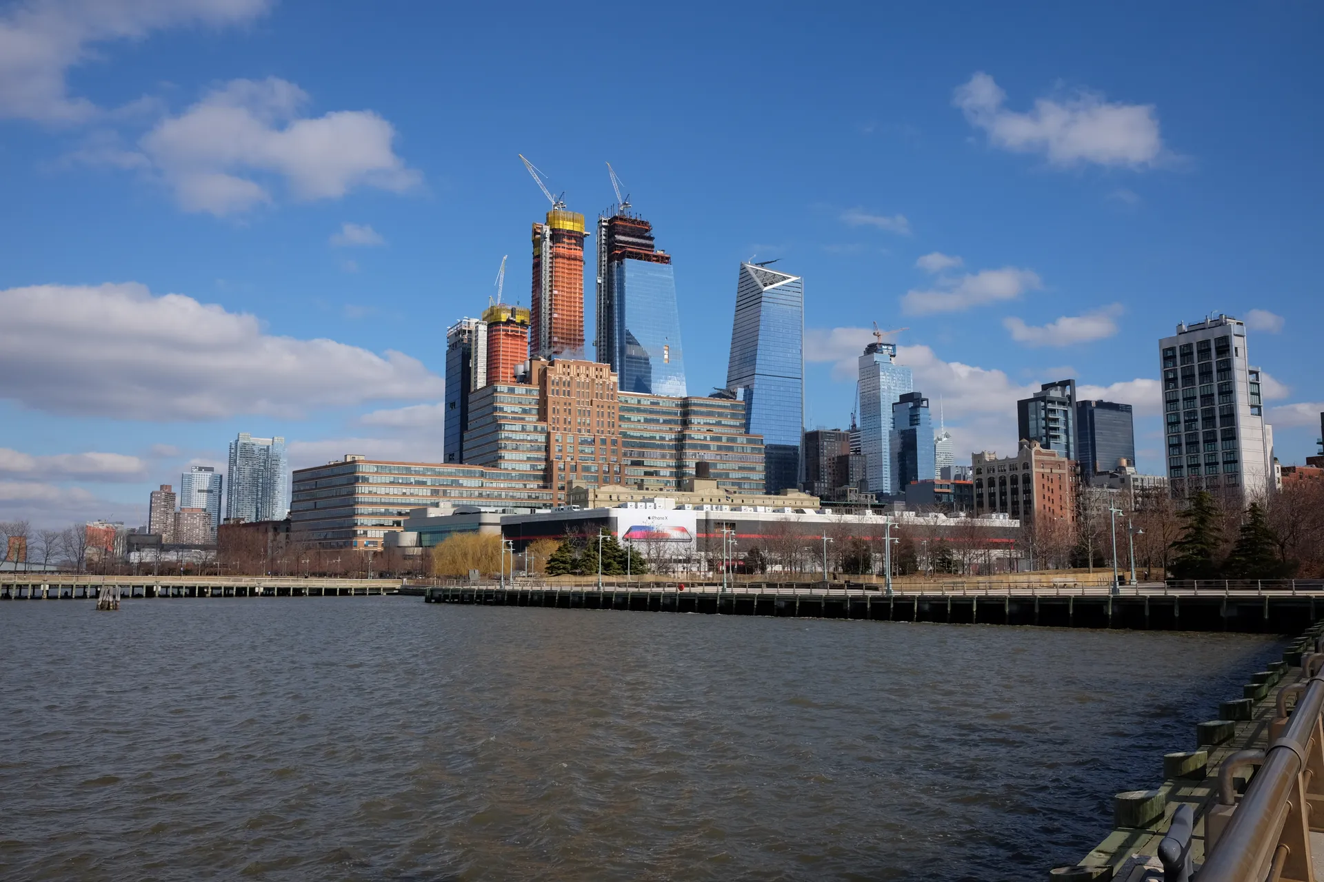 Manhattan skyline across the Hudson River from Chelsea Cove, New York.