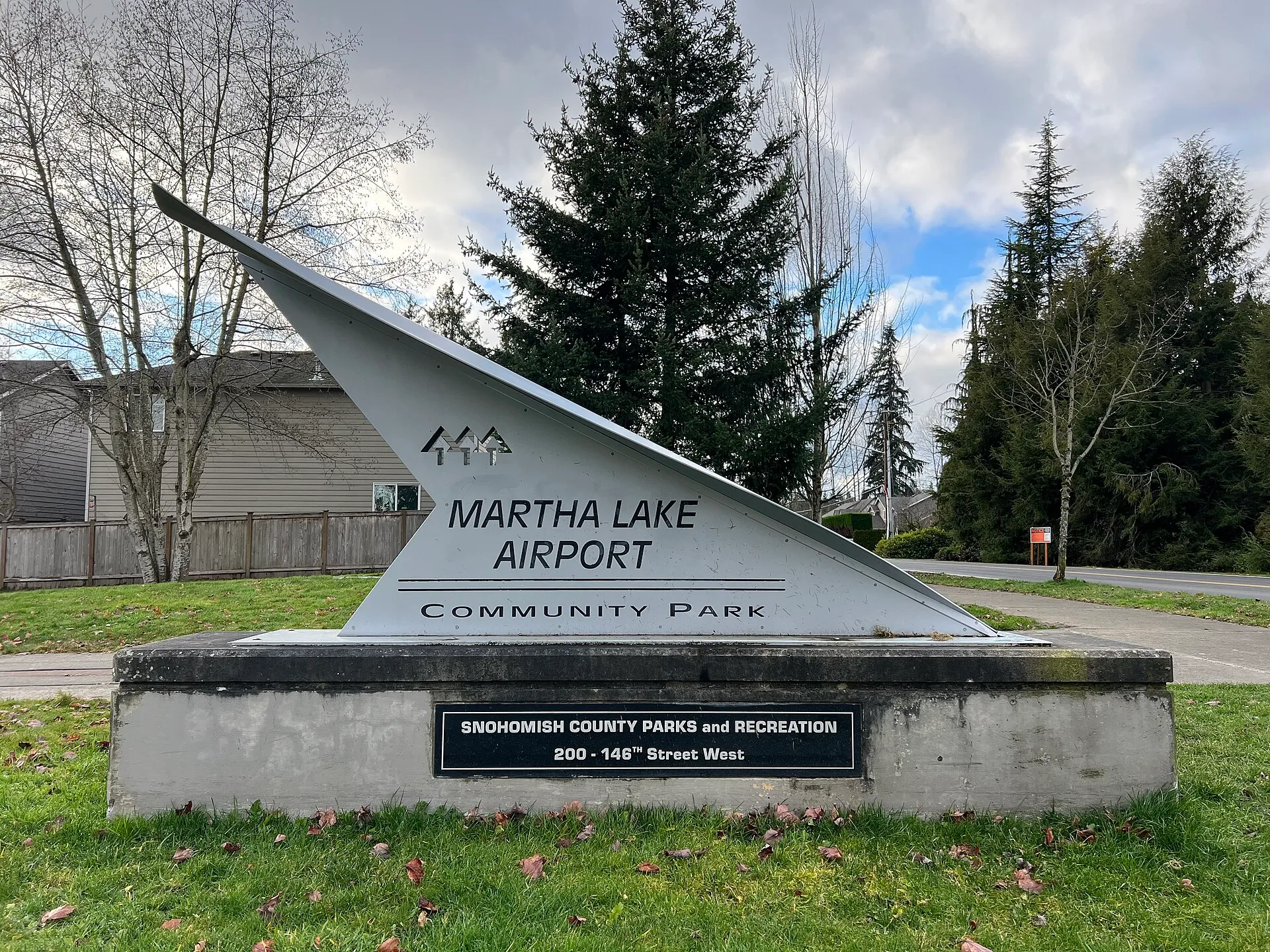 Martha Lake Airport Park