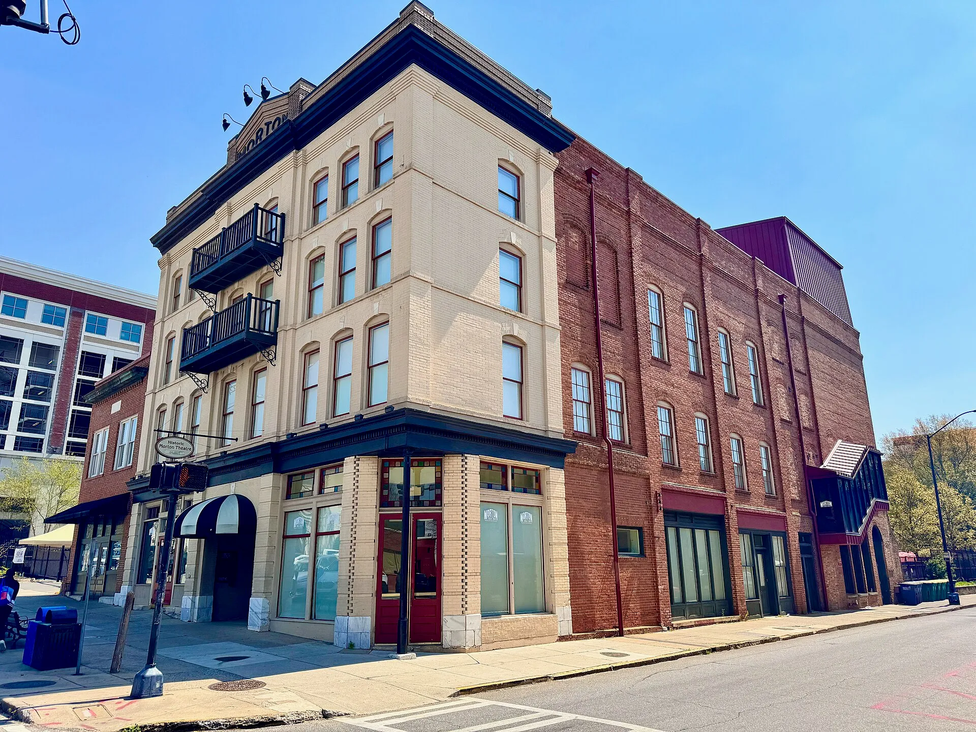 Athens, GA — Exterior of the Morton Theatre in downtown Athens, Georgia 04.jpg