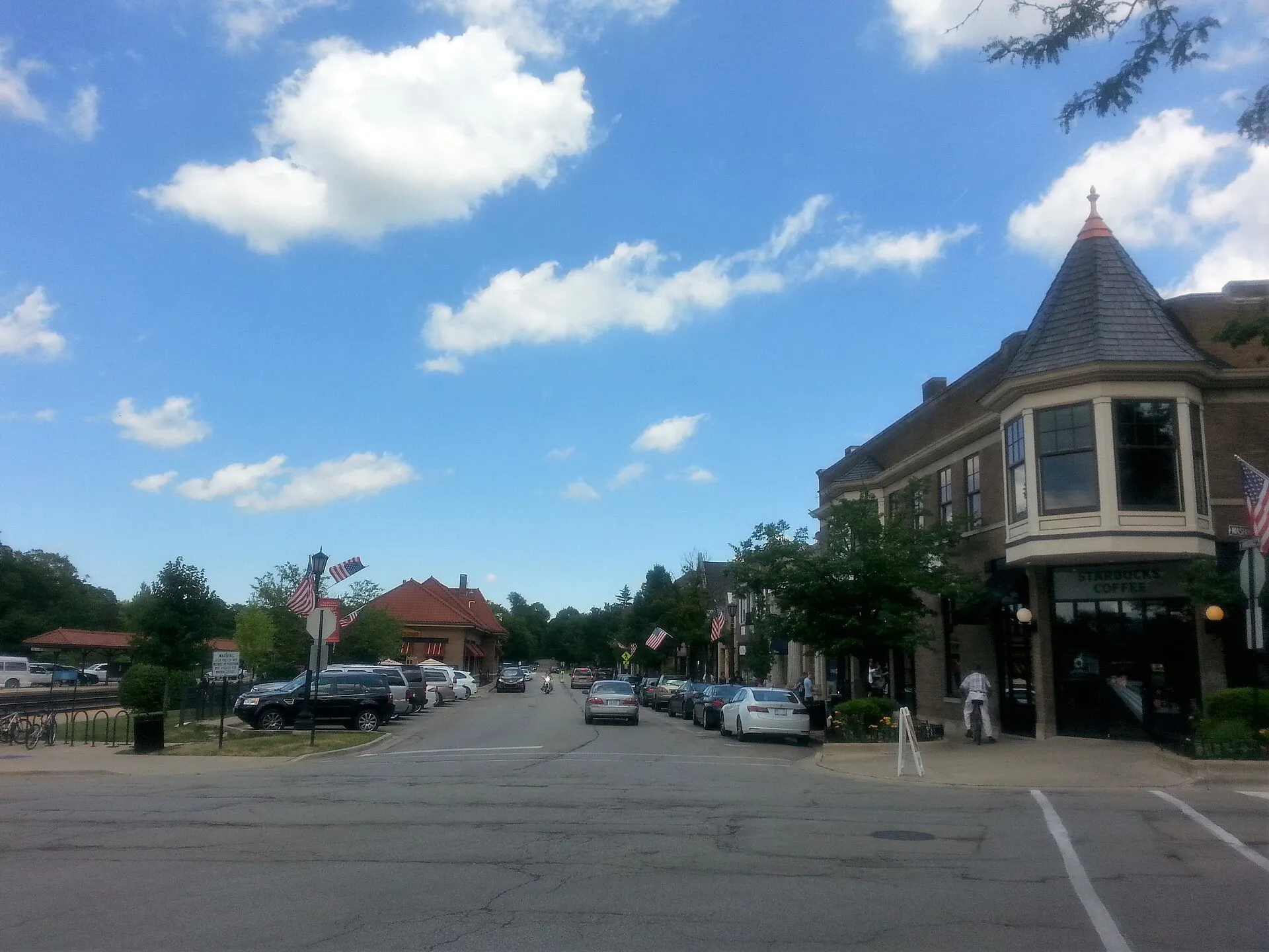 Downtown Hinsdale Illinois. Hinsdale, IL.