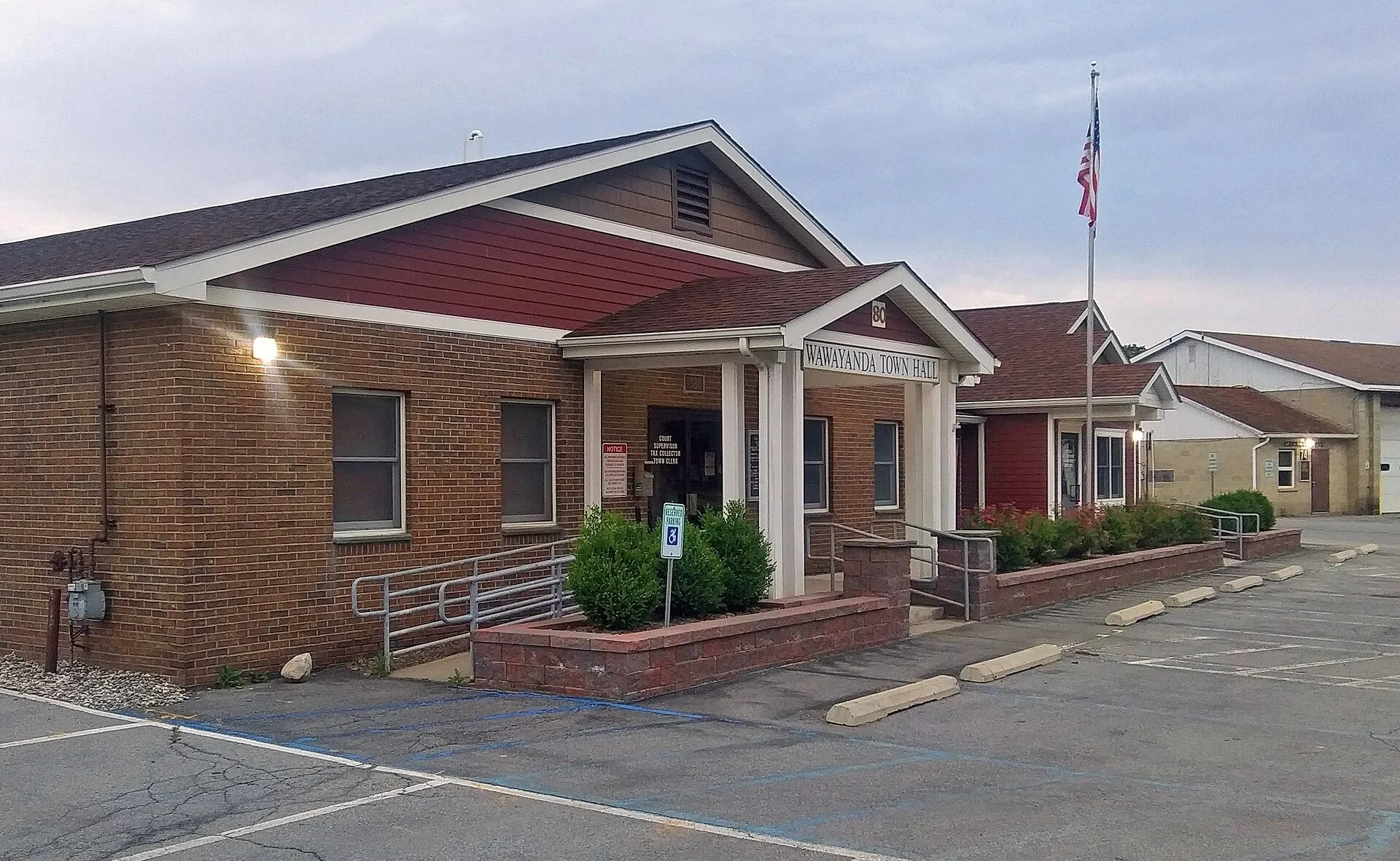 Wawayanda, NY, town hall. Wawayanda Town, NY.