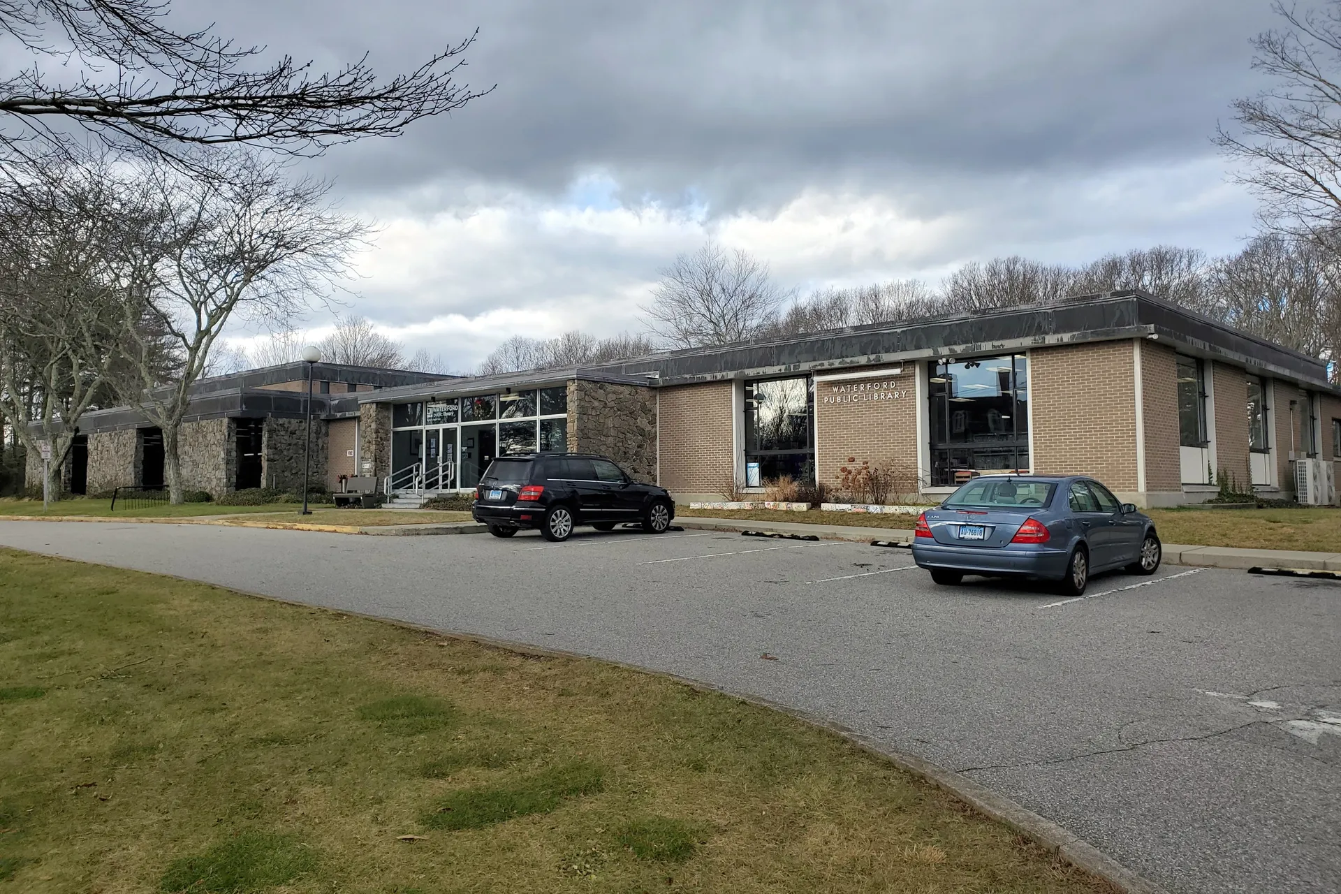 Waterford Public Library, Connecticut.