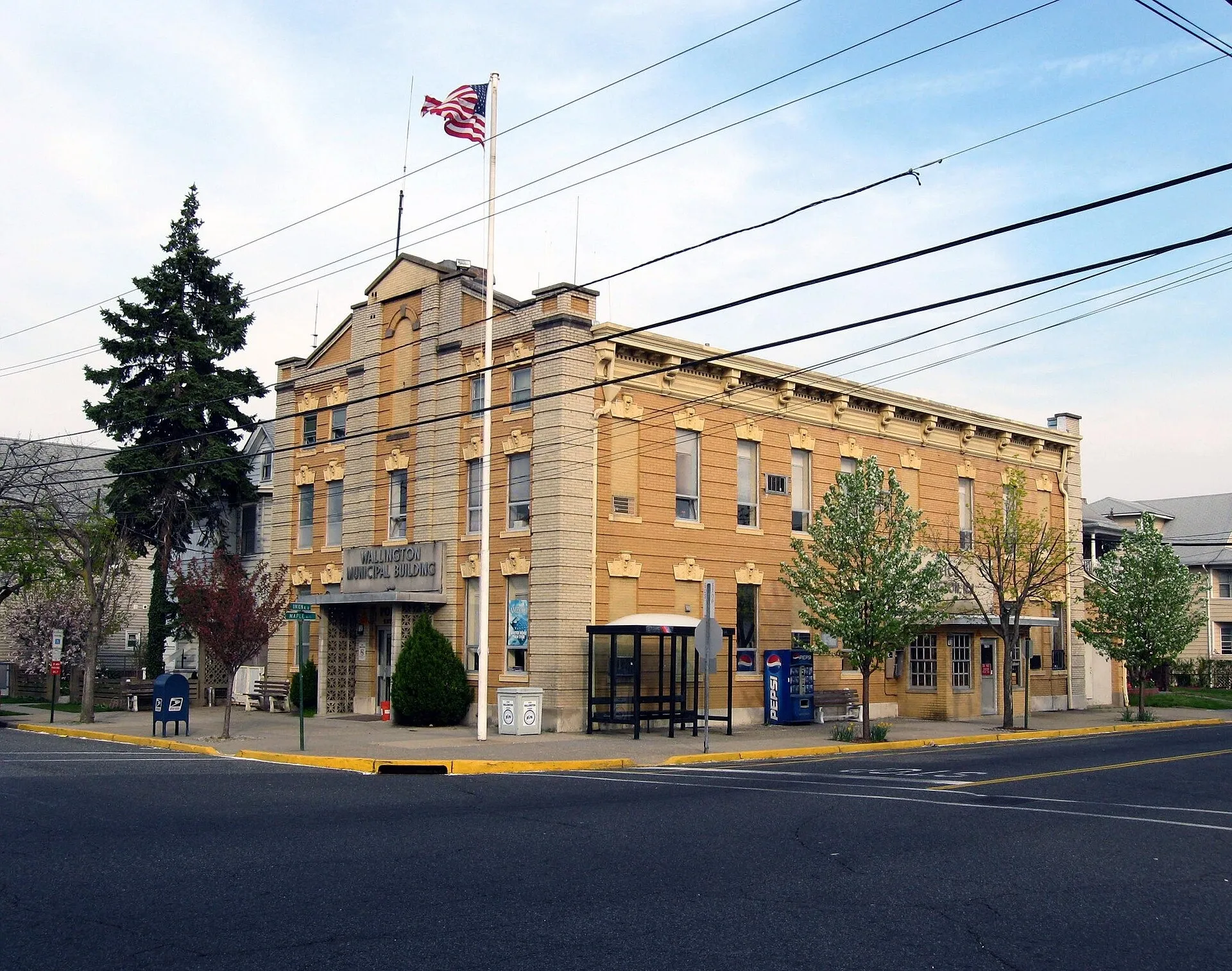 Wallington Municipal Building 2008 jeh. Wallington, NJ.