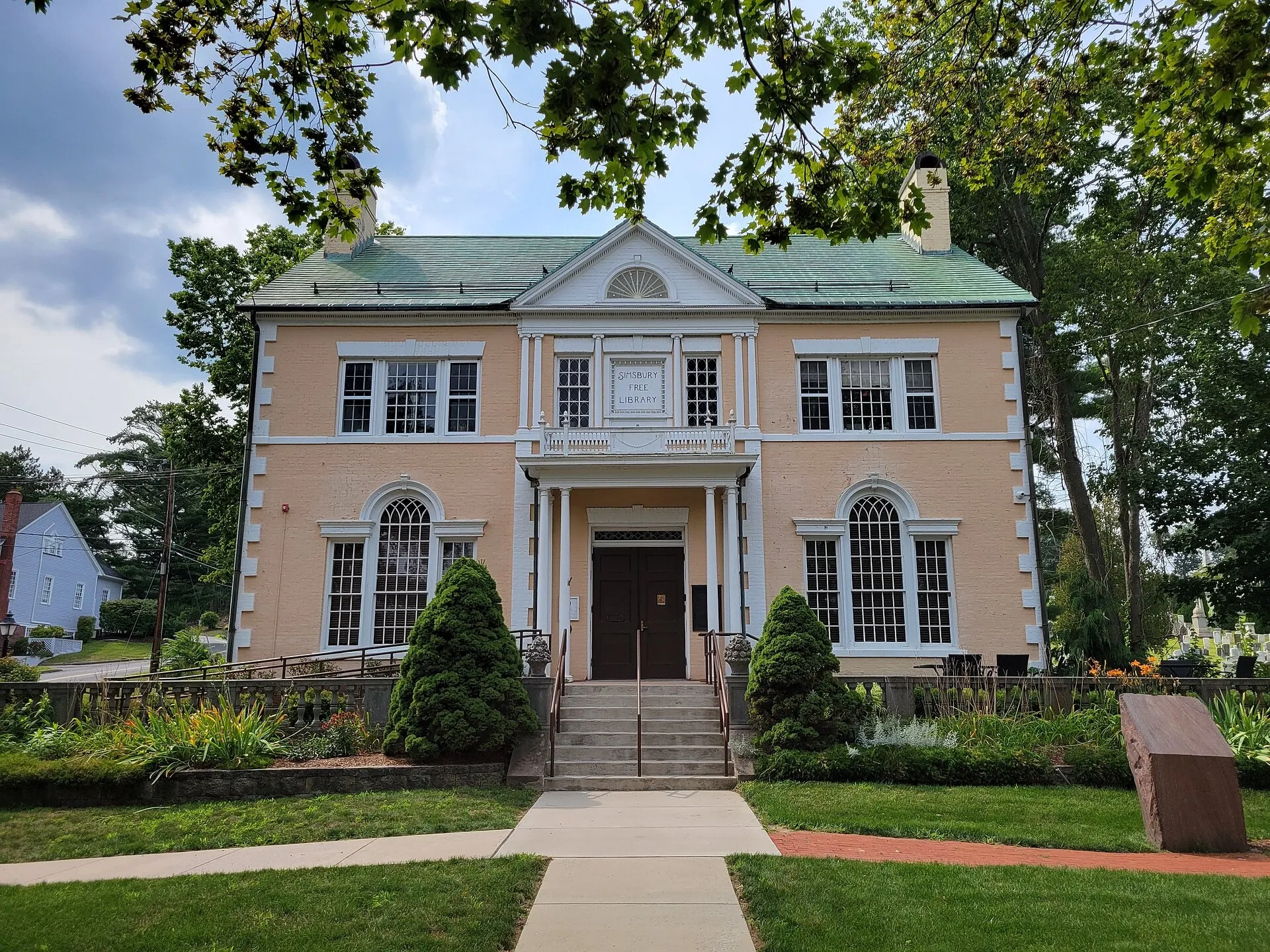 Simsbury Free Library, Simsbury CT. Simsbury Center, CT.