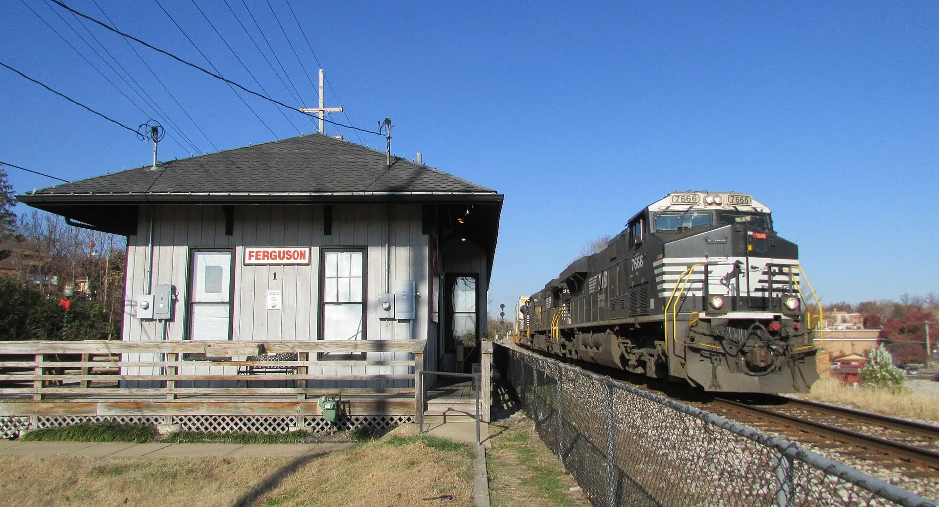Norfolk Southern Train 285 Runs past Ferguson Train Station. Ferguson, MO.